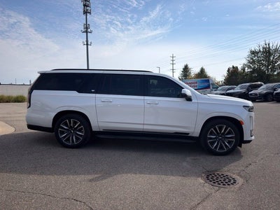 2022 Cadillac Escalade ESV Sport