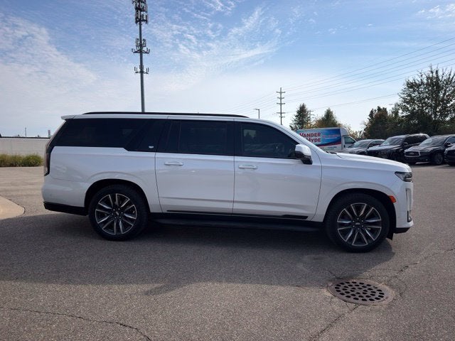 2022 Cadillac Escalade ESV Sport