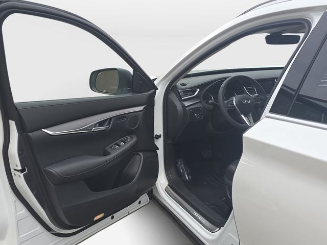 2024 INFINITI QX50 LUXE