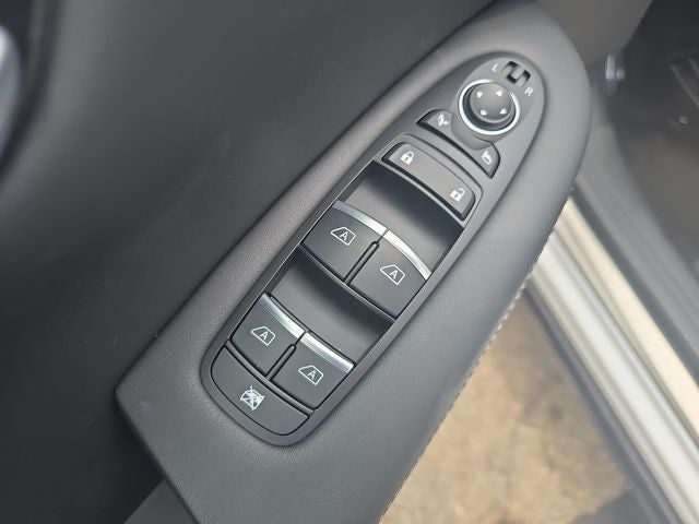 2024 INFINITI QX50 LUXE