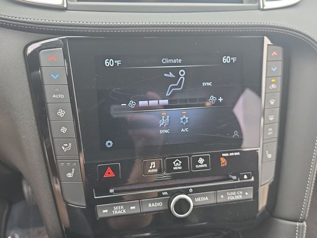 2024 INFINITI QX50 LUXE