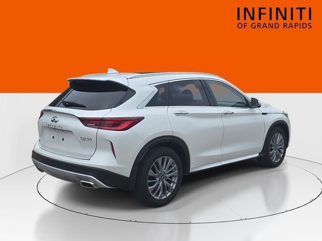 2024 INFINITI QX50 LUXE