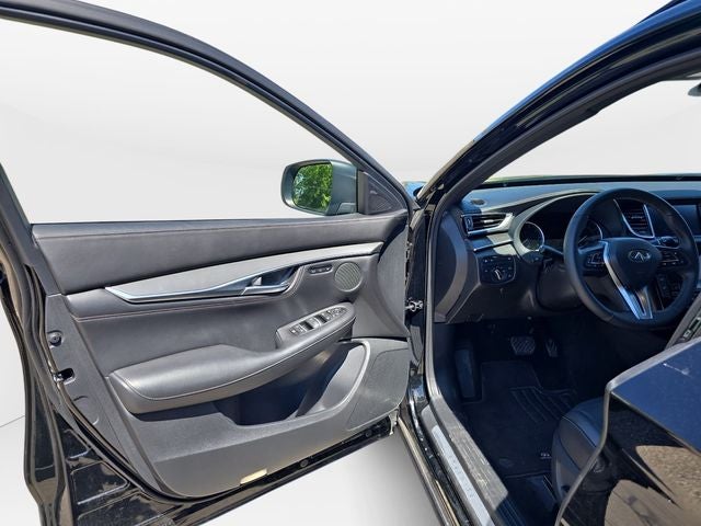 2023 INFINITI QX55 LUXE