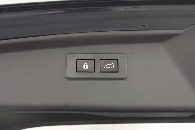 2023 Subaru Outback Touring