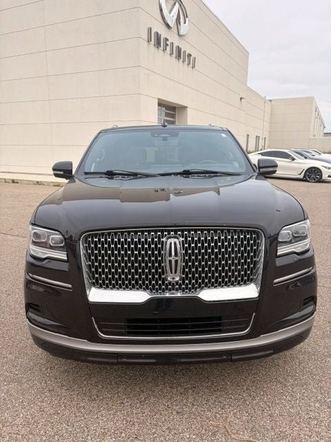 2022 Lincoln Navigator L Reserve