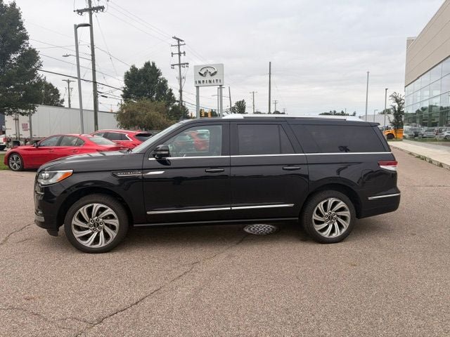 2022 Lincoln Navigator L Reserve
