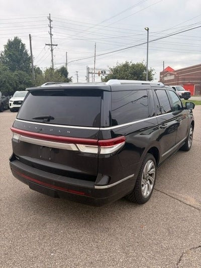 2022 Lincoln Navigator L Reserve