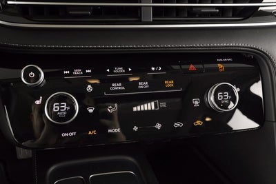 2025 INFINITI QX60 LUXE