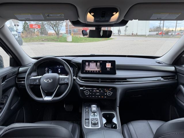 2025 INFINITI QX60 LUXE