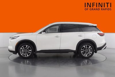 2025 INFINITI QX60 LUXE
