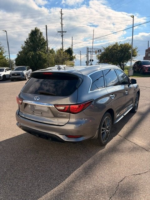 2019 INFINITI QX60 LUXE