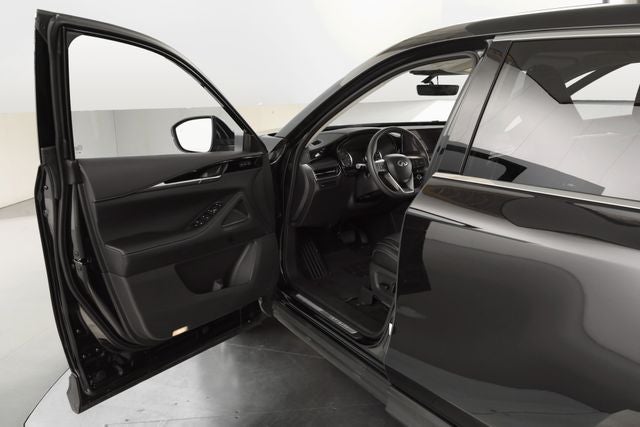 2023 INFINITI QX60 PURE