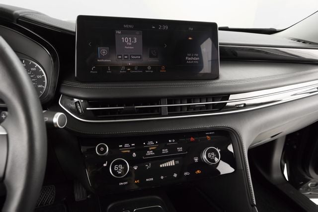2023 INFINITI QX60 PURE