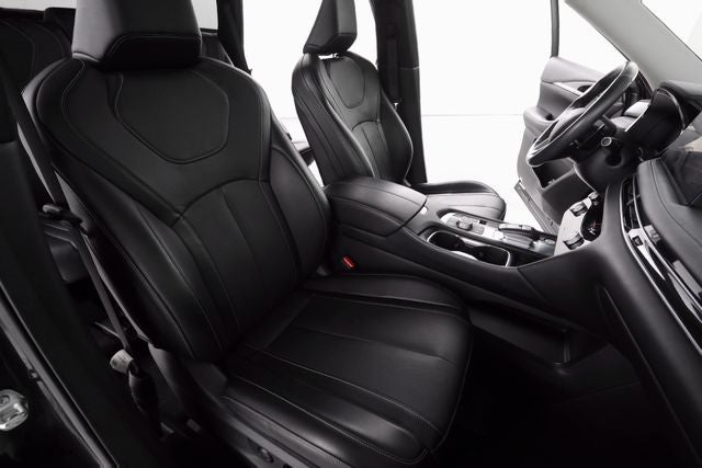 2022 INFINITI QX60 LUXE
