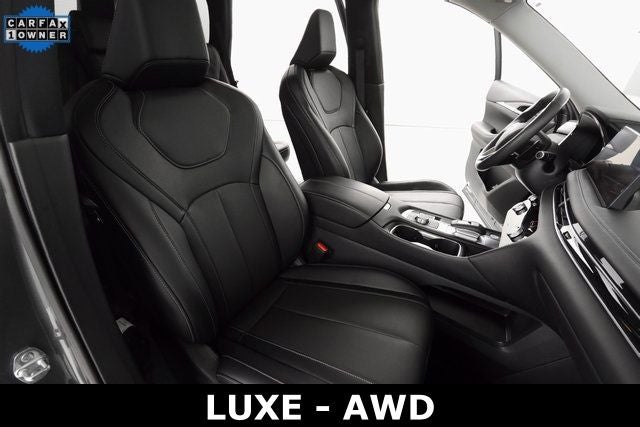 2024 INFINITI QX60 LUXE