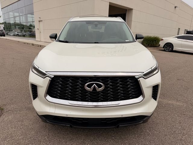2024 INFINITI QX60 LUXE