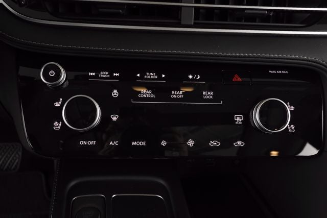 2024 INFINITI QX60 LUXE