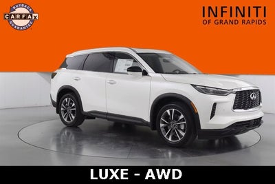 2023 INFINITI QX60 LUXE