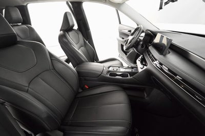 2024 INFINITI QX60 LUXE