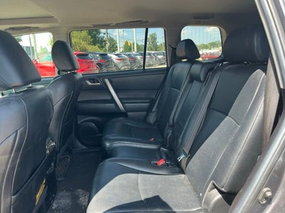 2013 Toyota Highlander SE
