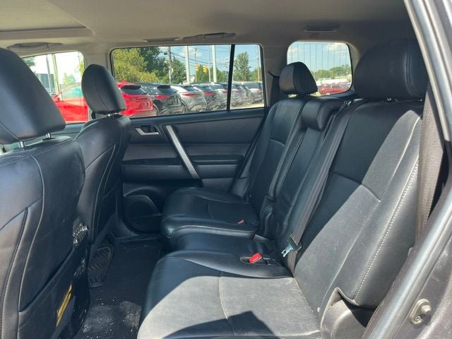 2013 Toyota Highlander SE