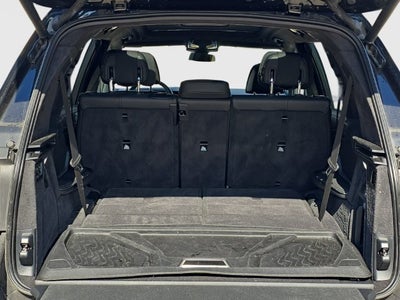 2025 BMW X7 M60i