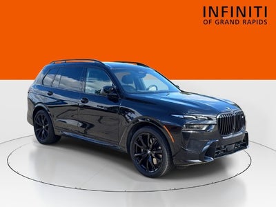 2025 BMW X7 M60i