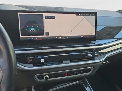 2025 BMW X7 M60i