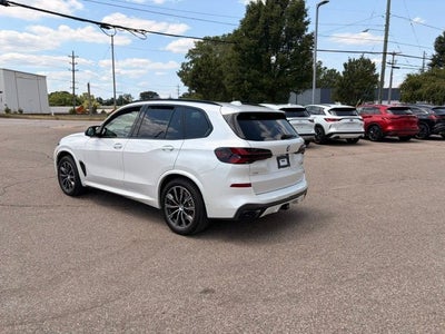2025 BMW X5 M60i