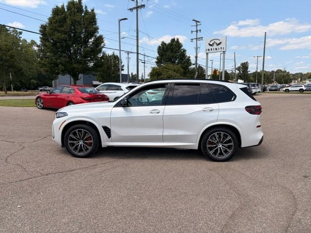 2025 BMW X5 M60i