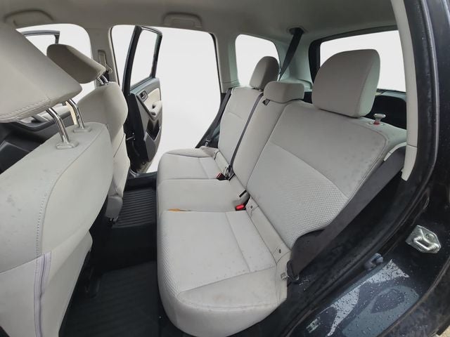 2015 Subaru Forester 2.5i