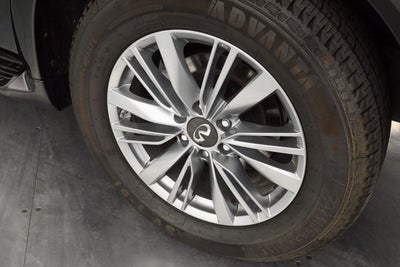 2022 INFINITI QX80 LUXE