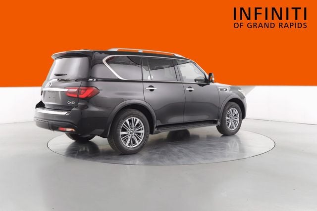 2022 INFINITI QX80 LUXE