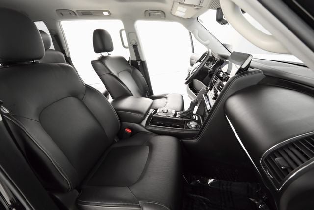 2022 INFINITI QX80 LUXE