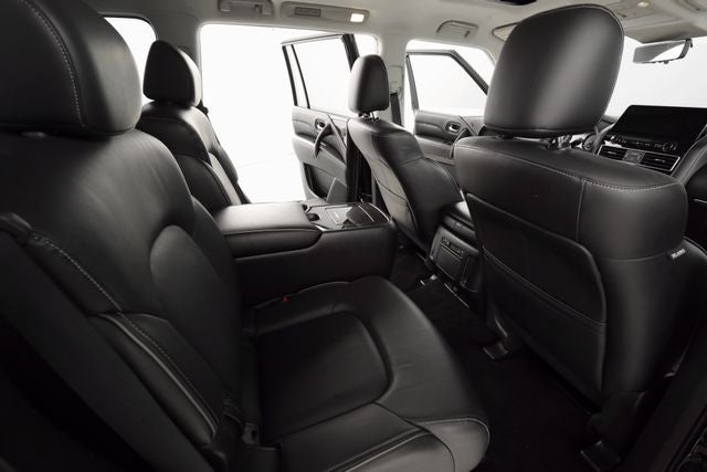 2022 INFINITI QX80 LUXE