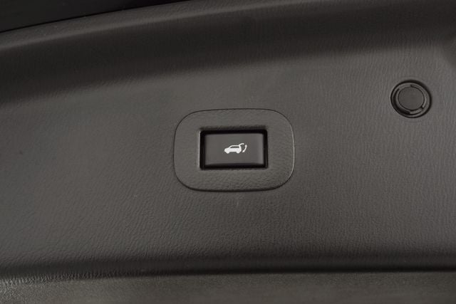 2022 INFINITI QX80 LUXE