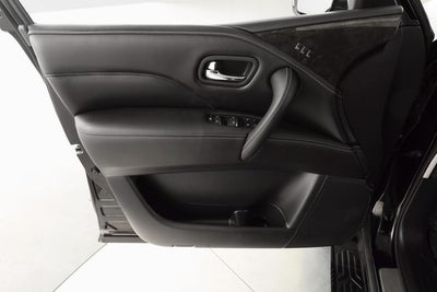 2022 INFINITI QX80 LUXE