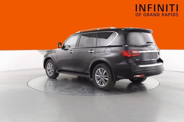 2022 INFINITI QX80 LUXE
