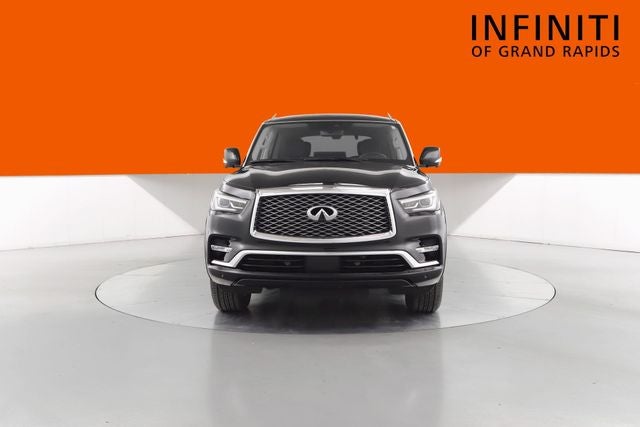 2022 INFINITI QX80 LUXE