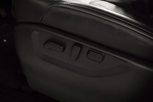 2023 INFINITI QX80 Sensory