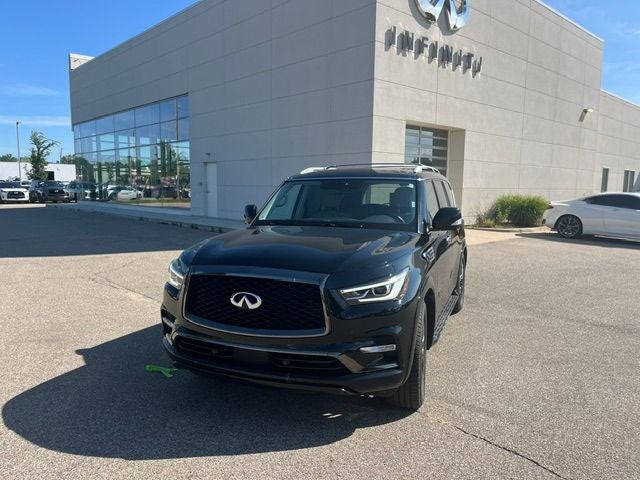 2021 INFINITI QX80 Premium Select