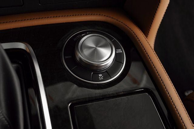 2023 INFINITI QX80 SENSORY