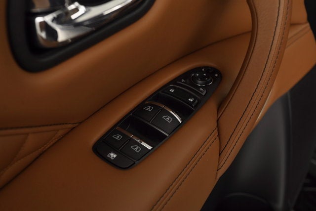 2023 INFINITI QX80 Sensory