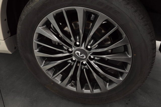 2023 INFINITI QX80 Sensory