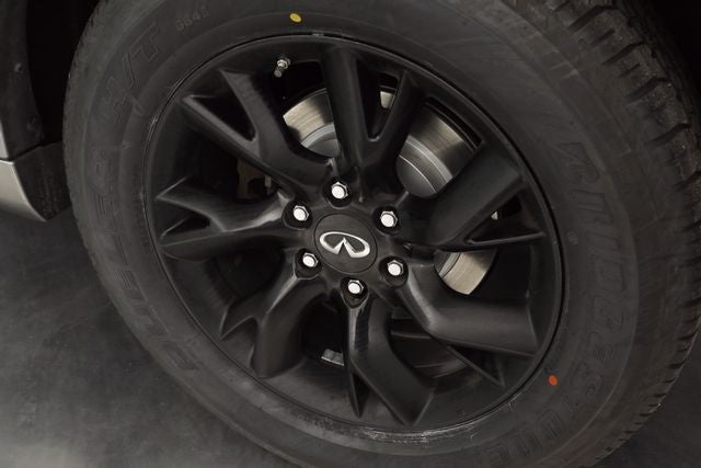 2016 INFINITI QX80 Base