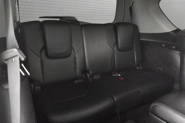 2016 INFINITI QX80 Base