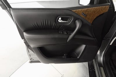 2016 INFINITI QX80 Base