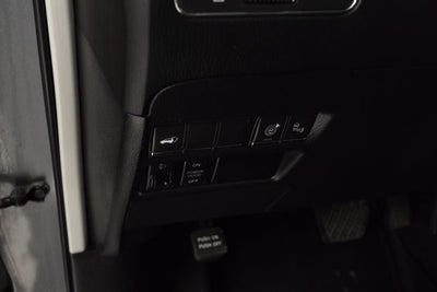 2016 INFINITI QX80 Base