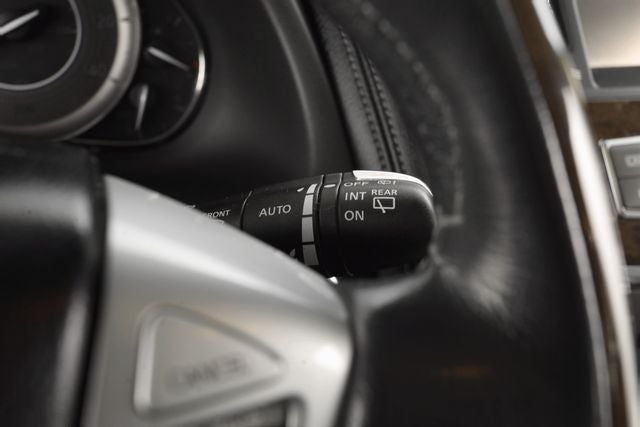 2016 INFINITI QX80 Base