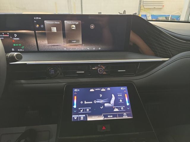 2025 INFINITI QX80 LUXE